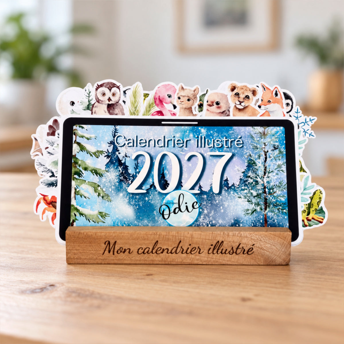 Calendrier de bureau 2027 illustré avec support en bois | Fait au Québec