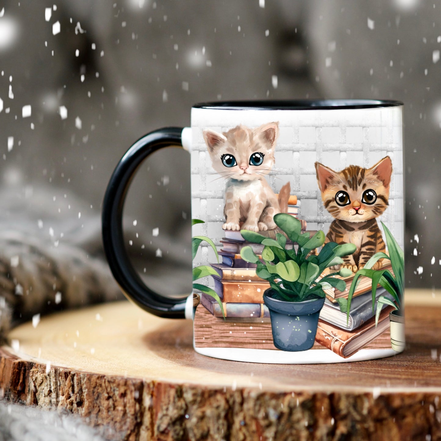Tasse Les petits chats sur des livres